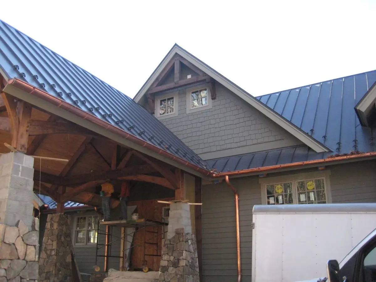 Craftsman Roofing team delivering quality roofing work in Abruzzi Estates